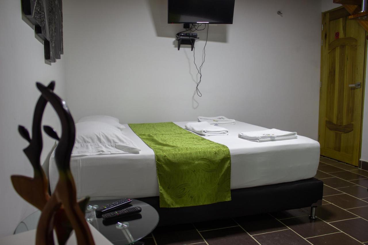 סן רפאל Hotel El Trocadero מראה חיצוני תמונה